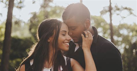 Free online dating in Batam .